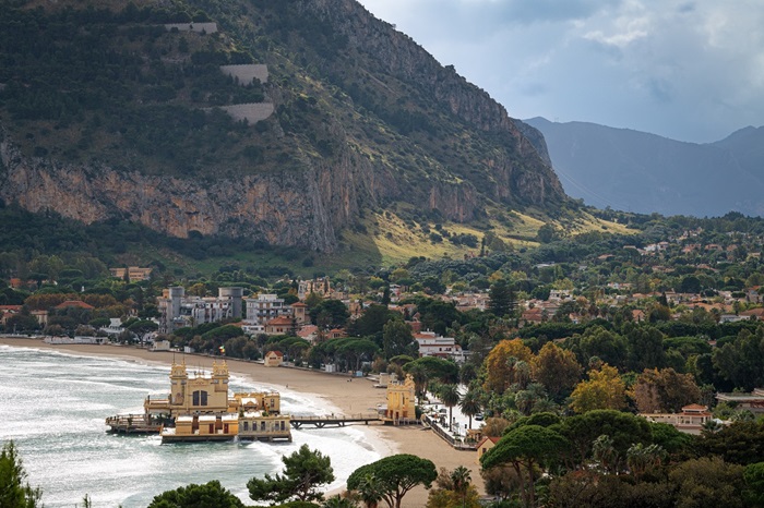 Trasee de drumeție și aventură în Sicilia: descoperă natura și peisajele spectaculoase