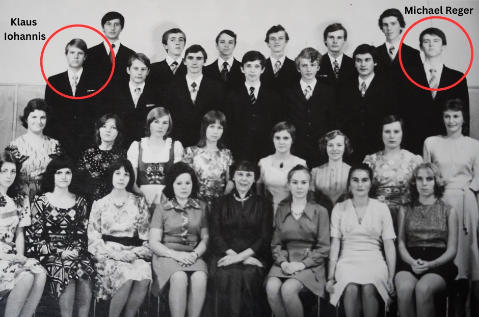 Preotul singurei abații cisterciene din România, fost handbalist de divizia „A” și coleg cu președintele Iohannis. ”Klaus era foarte bun la fizică și la matematică”