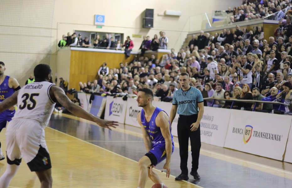 CSU Sibiu a fost învinsă de U-BT Cluj-Napoca cu scorul de  80-74