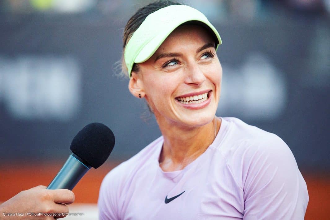 Tenis. Ana Bogdan a fost învinsă de jucătoarea cehă Karolina Pliskova în finala Transylvania Open