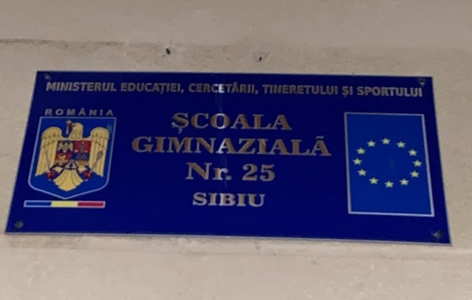 Polițiștii sibieni, chemați pentru tulburarea liniștii publice după ce alarma Școlii 25 a pornit la două noaptea. Director: „Noi nu am primit nicio sesizare”