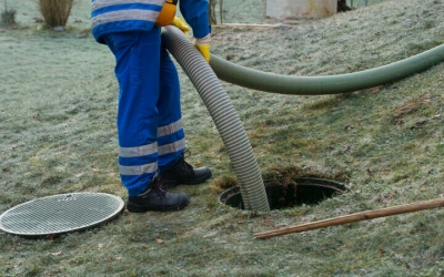 Peste 320 de fose septice în municipiul Sibiu și Șelimbăr. Legea prevede că unde există rețea de canalizare menajeră, populația este obligată să se racordeze