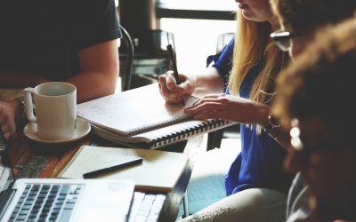 Se caută un șef la Sibiu Business Agency, care să atragă investiții în județ și să promoveze companiile locale în afara țării: trebuie să cunoască engleza și germana