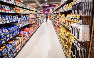 Un sibian a fost reținut de polițiști după ce a furat de mai multe ori din supermarketuri din Sibiu. A fost prins de fiecare dată