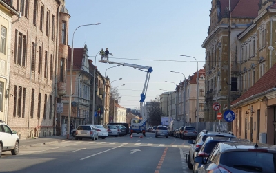 Delegarea sistemului de iluminat: Licitația de 48 de milioane de lei a Primăriei a fost prelungită de o contestație