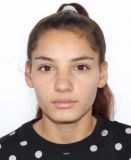 Purta o geacă din piele de culoare neagră și avea o geantă de culoare verde: Polițiștii sibieni caută o tânără de 18 ani