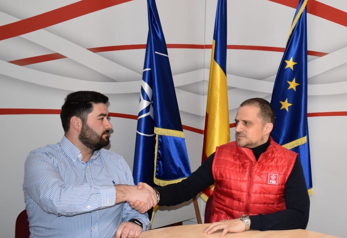 Primarul interimar din Marpod s-a înscris în PSD. Sebastian Dotcoș e fiul fostului primar liberal