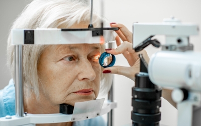 Vedere încețoșată și neclară? Recomandări pentru tratarea cataractei