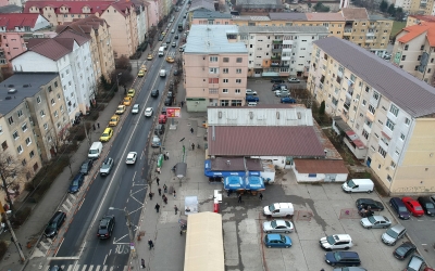 Interes sporit pentru parcarea supraetajată din cartierul Vasile Aaron: nouă oferte. Primăria are termen de evaluare până în septembrie