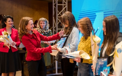 Miniștrii Educației și Culturii vin la Sibiu să premieze elevii amânați anul trecut. Organizarea este de cinci ori mai ieftină