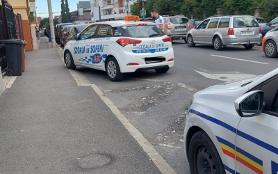 Cum se iau permisele auto în Sibiu: ”E exact ca în sistemul de învățământ, tot mai jos”. ”Cum să-ți desfășori activitatea? Când și unde?”