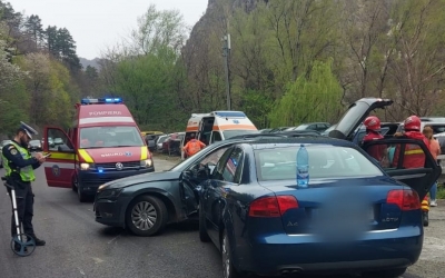 Copil de 11 ani rănit în urma unui accident la ieșirea de pe Valea Oltului, în Călimănești