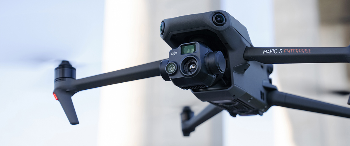 După câinii-roboți, la Sibiu ajung și drone. Academia Forțelor Terestre cumpără 9 drone de observare cu 25 de mii de euro
