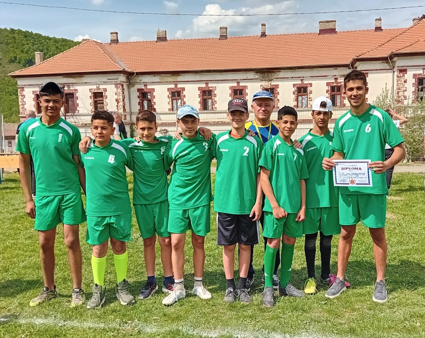 Oină: echipa de băieți a județului Sibiu s-a calificat la faza națională a Olimpiadei Sportului Școlar