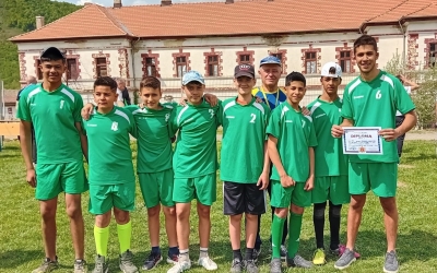 Oină: echipa de băieți a județului Sibiu s-a calificat la faza națională a Olimpiadei Sportului Școlar