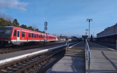 Trenul periurban al Sibiului: Primăria a cumpărat serviciile de consultanță și analiză pentru introducerea acestuia în municipiu
