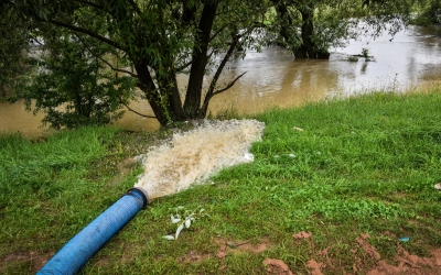 Măsuri pentru a preveni inundațiile la Sibiu. Meteorologii anunță ploi până joi seară