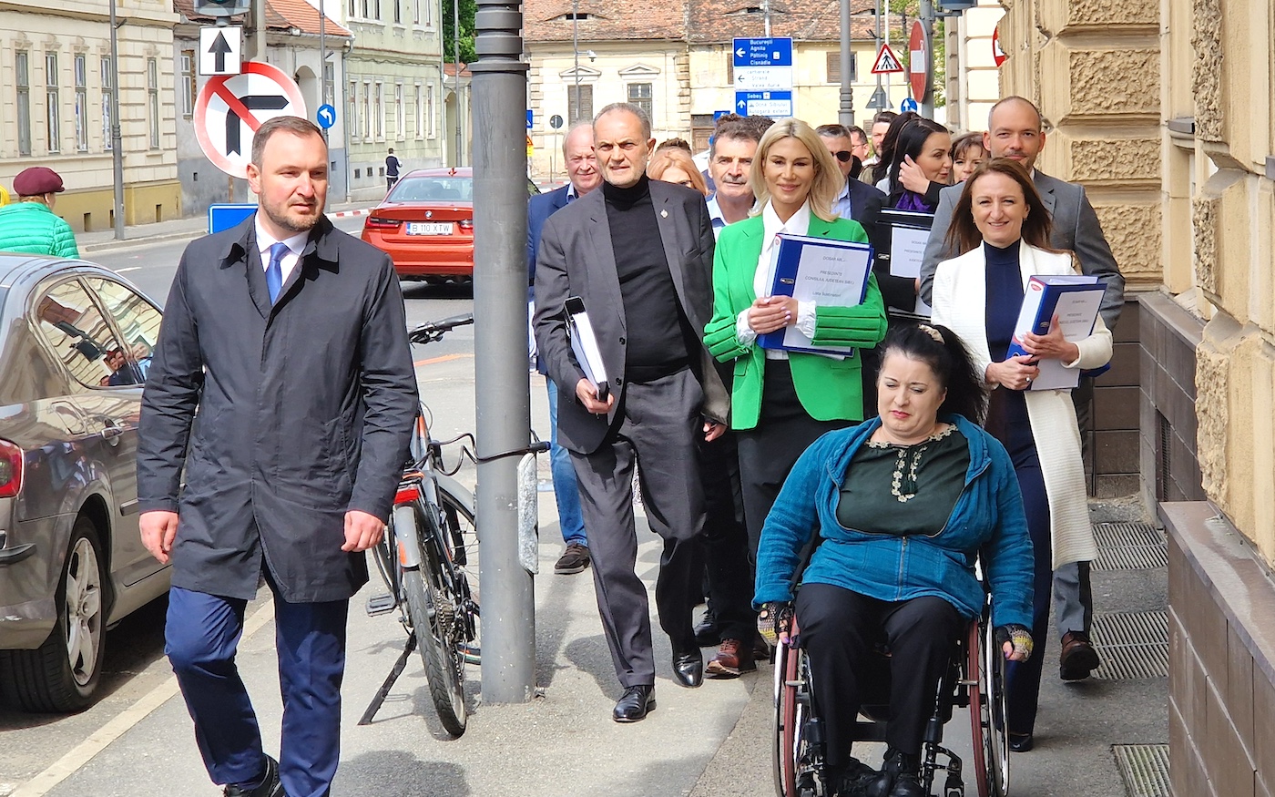 Turcan, Bibu și Cîmpean, în fruntea liberalilor la depunerea listelor cu semnături pentru alegeri: „Sibienii au o viață mai bună, în mare parte, datorită echipei PNL”