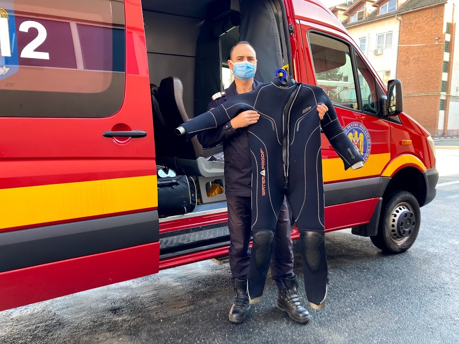 Scafandrii sibieni primesc echipamente noi, de 30.000 de lei: ”Actualele costume au 8 ani și gradul de uzură este unul ridicat”