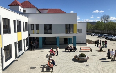 A fost inaugurat noul sediul al Centrului Școlar de Educație Incluzivă nr. 1 din Sibiu. „Acești copii și familiile lor au nevoie de atenția noastră”
