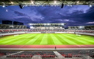 O companie din București vrea să înlocuiască gazonul de la Stadionul municipal. Acesta va fi schimbat în pauza competițională