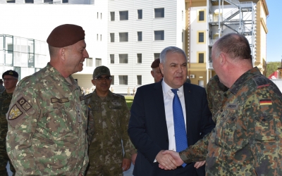 Ministrul apărării naționale, în vizită la Sibiu, la 20 de ani de la aderarea României la Alianța Nord-Atlantică