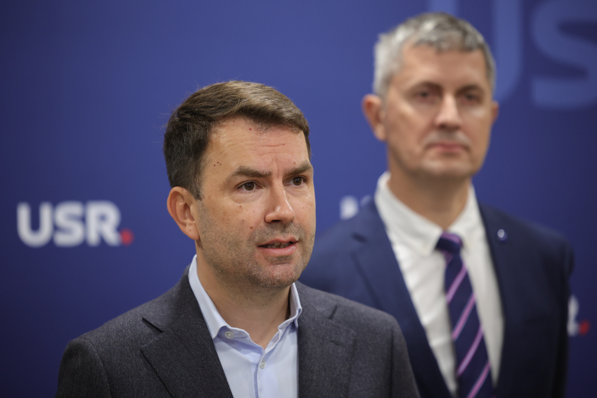 Drulă, la Sibiu: ”Candidatul Dreptei Unite, dacă intră în turul doi, câştigă alegerile”