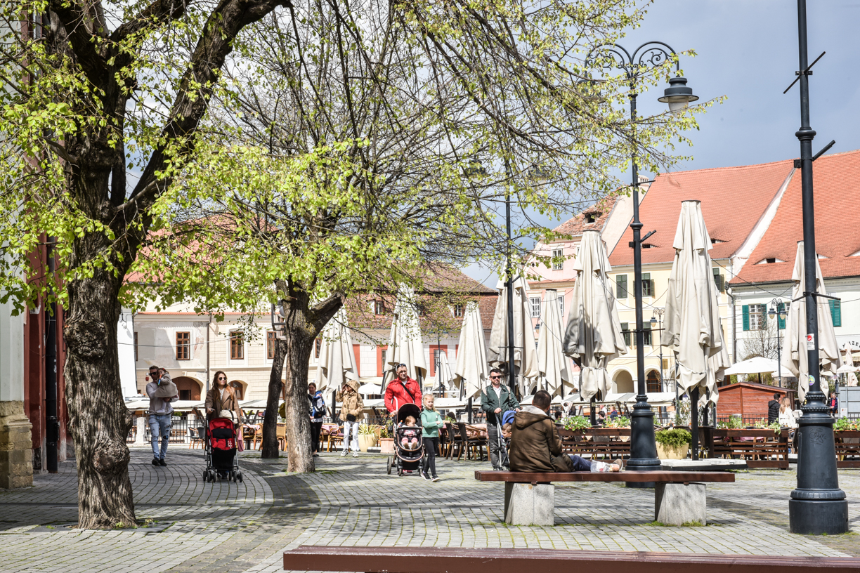 Meteorologii anunță soare și vânt ușor de 1 Mai, la Sibiu