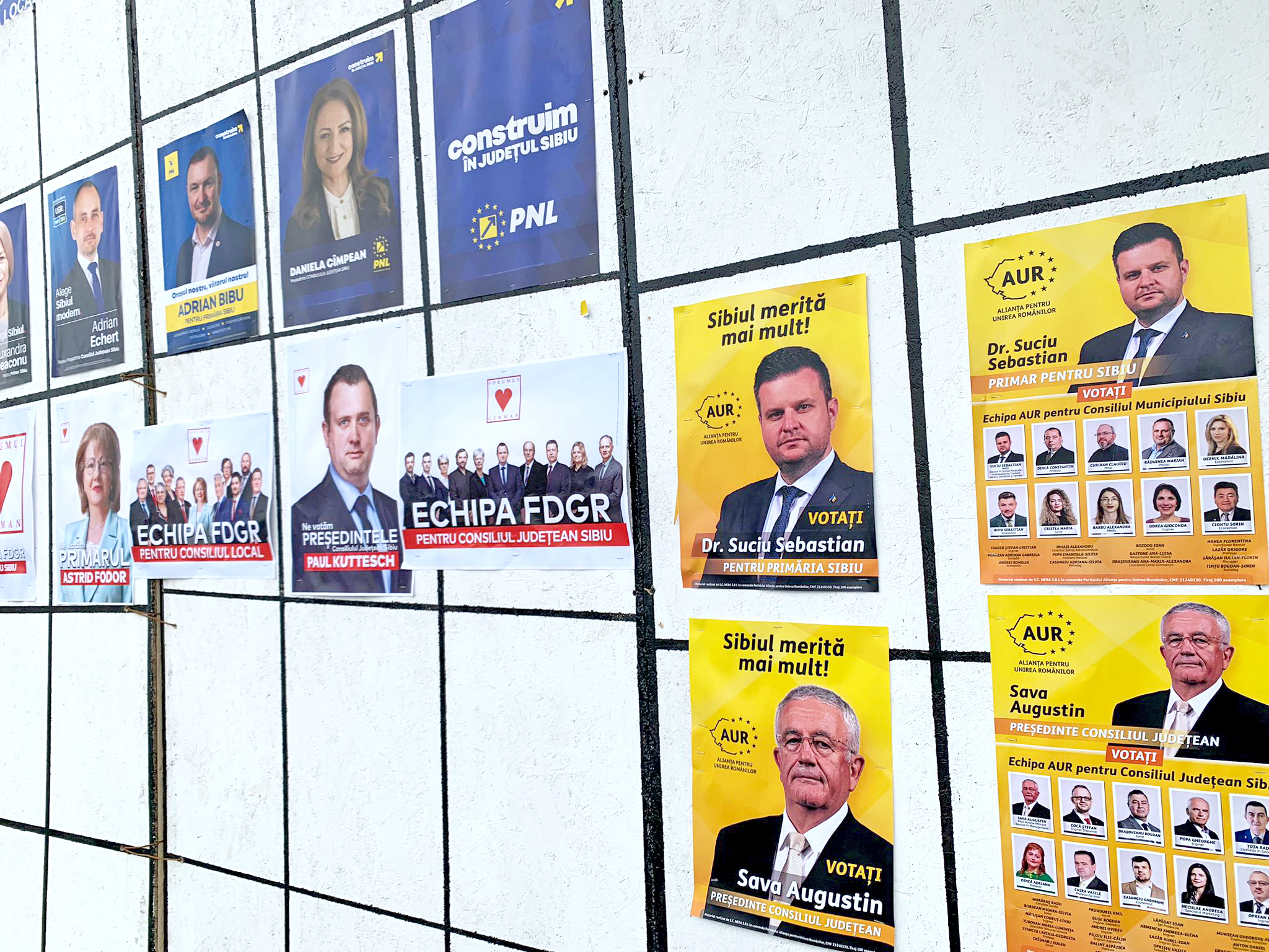 FDGR, AUR și PNL, primii pe buletinul de vot la alegerile pentru CJ Sibiu