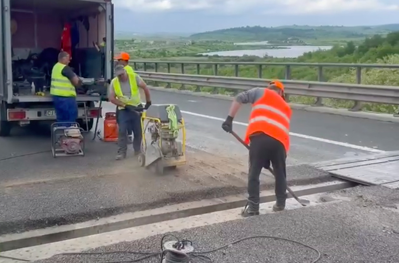 Circulație restricționată o lună și jumătate pe viaductul de la Săcel. Lucrări inclusiv în tunel