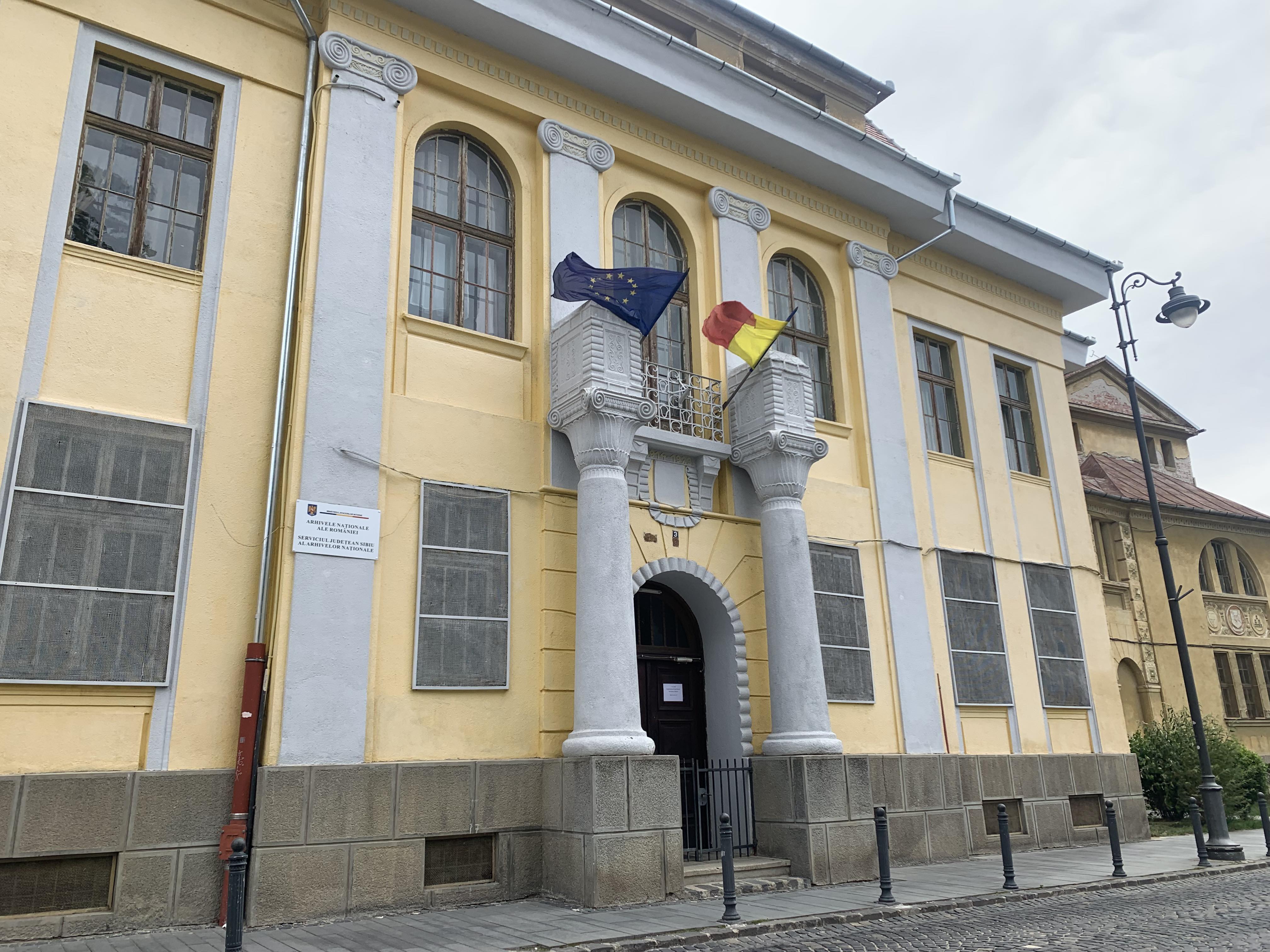 Protest spontan la Arhivele din Sibiu. „Dacă va fi cazul și nu vom fi luați în seama se va suspenda toată activitatea”