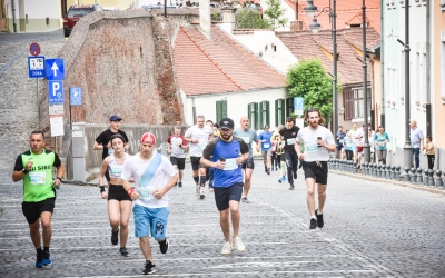 Restricții majore de trafic în centrul Sibiului pentru maraton. Lista străzilor închise
