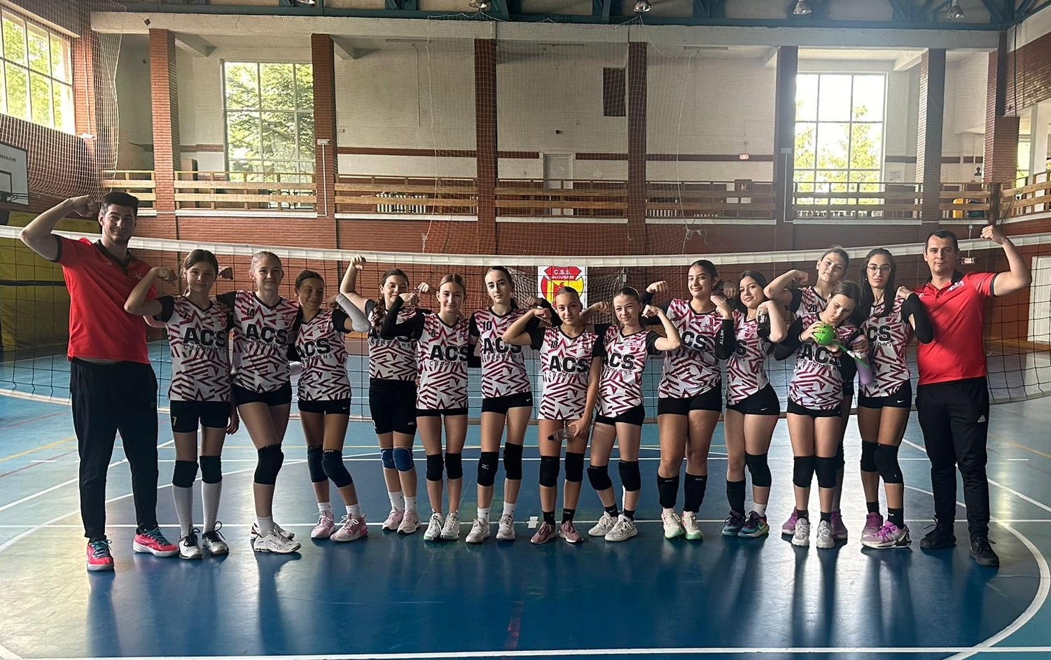 Echipa U13 a clubului Champions Sibiu debutează astăzi la turneul final național de volei la Craiova
