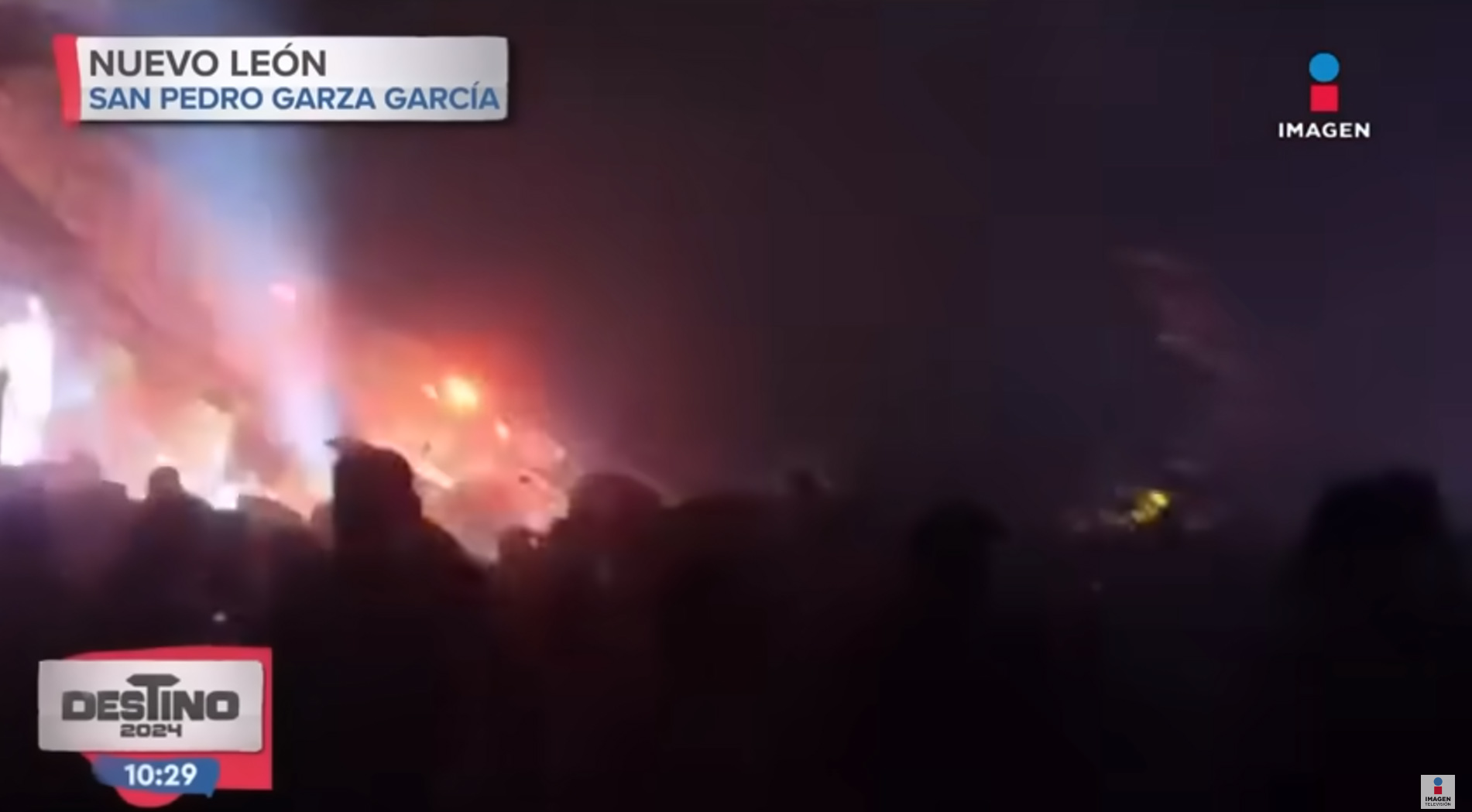 Nouă morţi şi zeci de răniţi după ce o parte din scenă s-a prăbuşit la un miting electoral din Mexic
