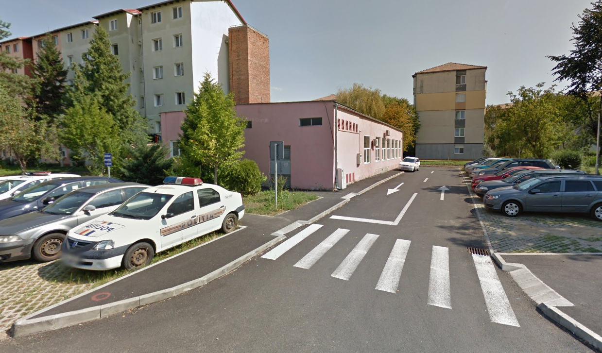 Cel puțin 10 camere pentru birouri, locuri de parcare și spațiu pentru relații cu publicul. Poliția Sibiu caută să închirieze un imobil în care să funcționeze Secția 1, din Hipodrom