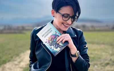 O tânără psiholog  din Sibiu a lansat o carte despre anxietate. „Ar trebui să scăpăm de rușinea de a merge la psiholog”