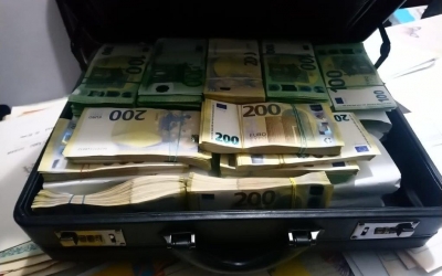Topul localităților din județ care cheltuie cei mai mulți bani cu funcționarii. 726 de mii de lei, se plătesc în medie, pe zi, în județ, la capitolul ”cheltuieli cu personalul”