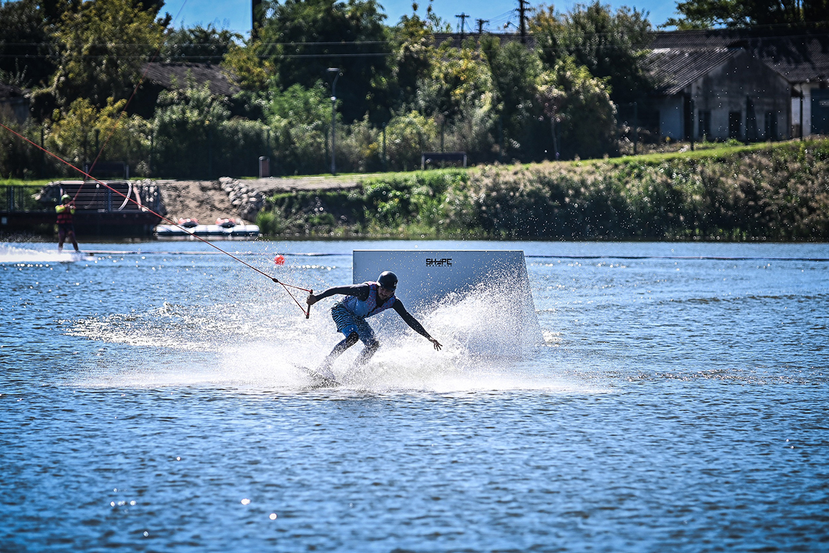Sibiul va găzdui a treia oară competiția internațională de schi nautic. Separat de Agenda sportivă, Primăria va aloca aproape 100.000 de lei pentru eveniment