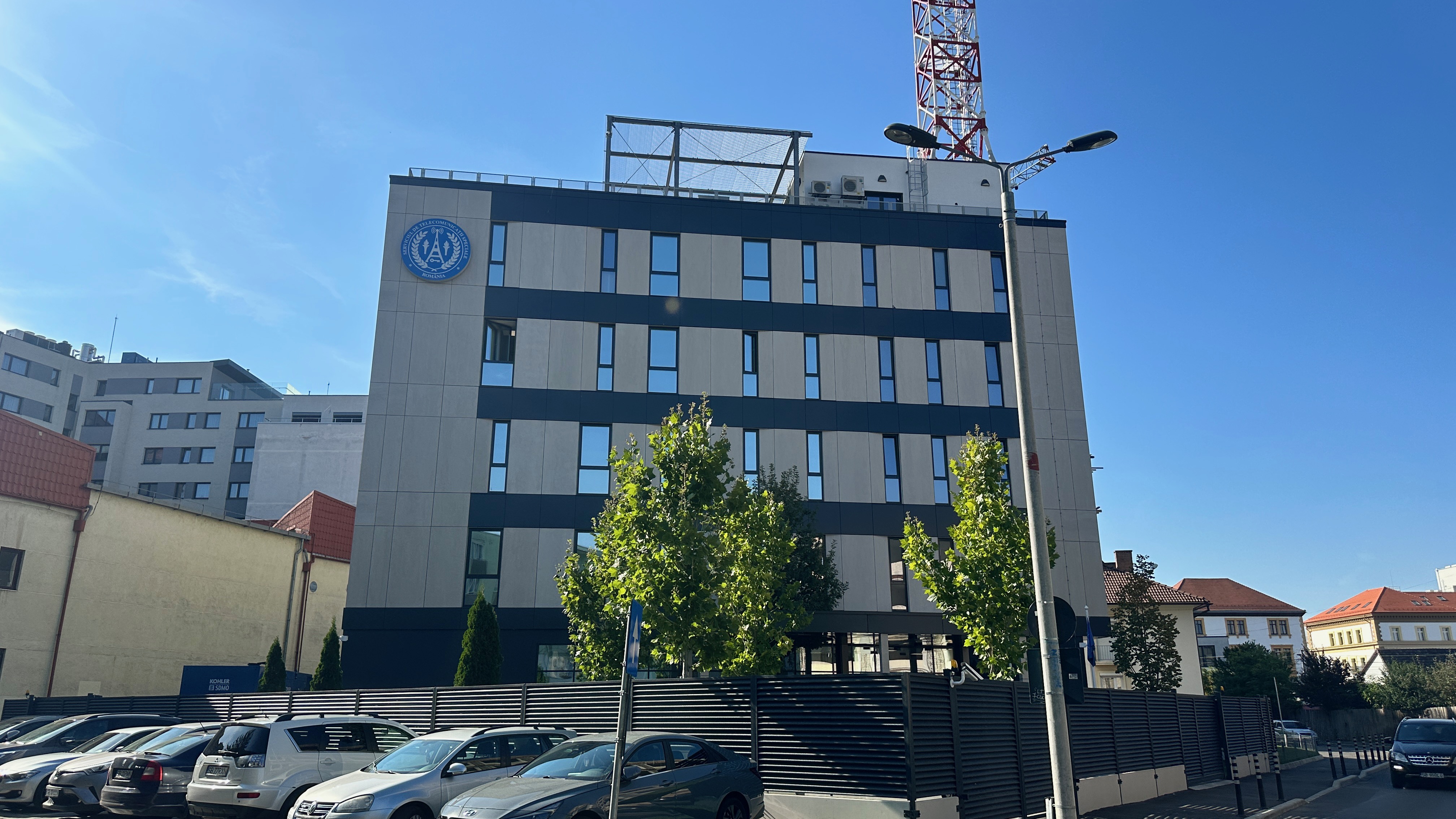 Doi ofertanți unici și cinci asocieri de firme, interesate de contractul de peste jumătate de miliard de lei pentru cloud-ul guvernamental. Centrul STS din Sibiu, inclus în proiect