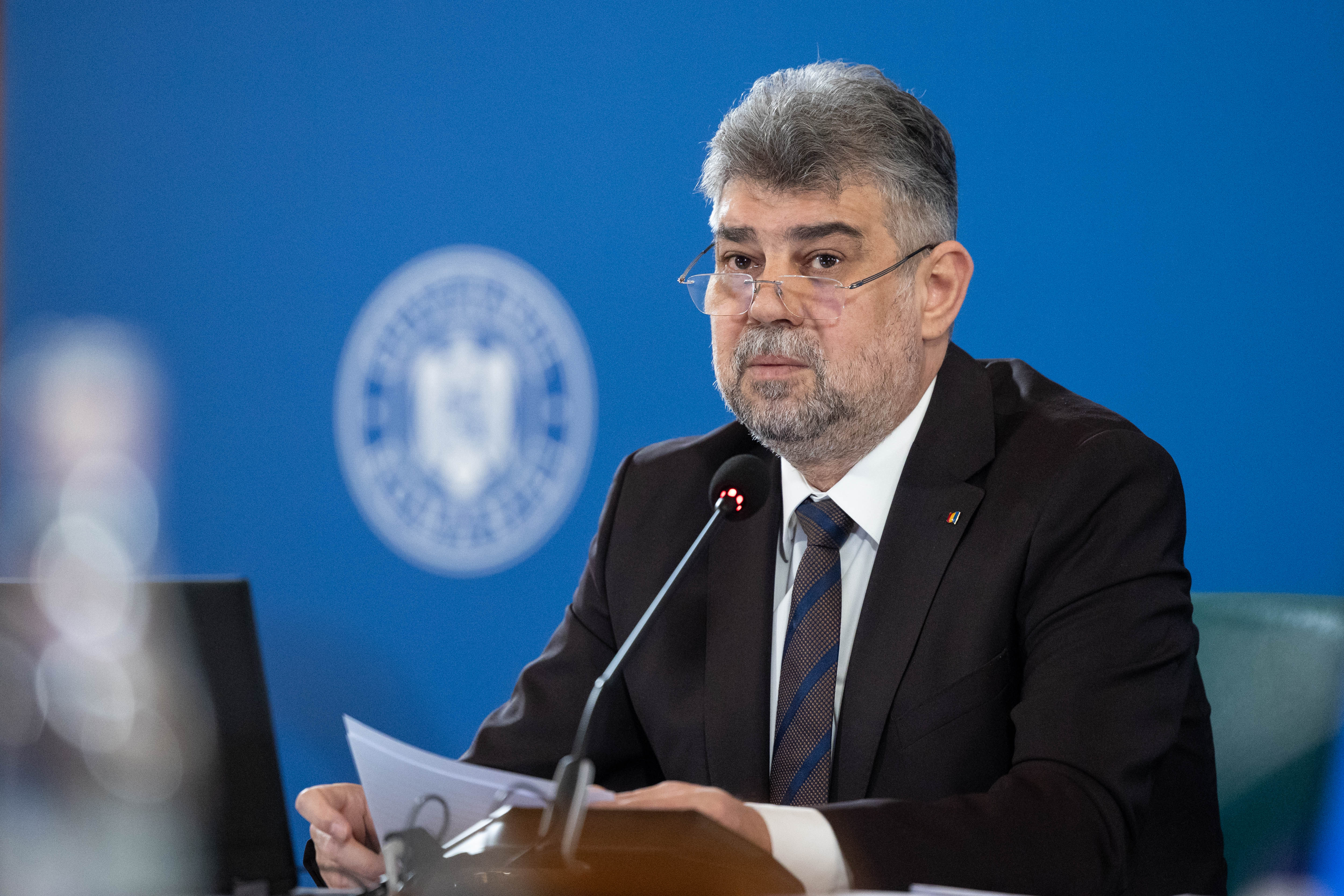 Ciolacu anunţă punerea în dezbatere publică a proiectului privind introducerea salariului minim european în România