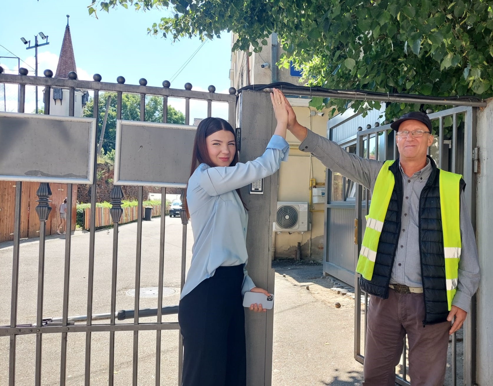 A început BAC-ul cu proba orală la română. „Nu mai este ca pe vremea părinților noștri când trebuia să înveți anumite opere. Acum se vrea evaluarea gândirii critice”