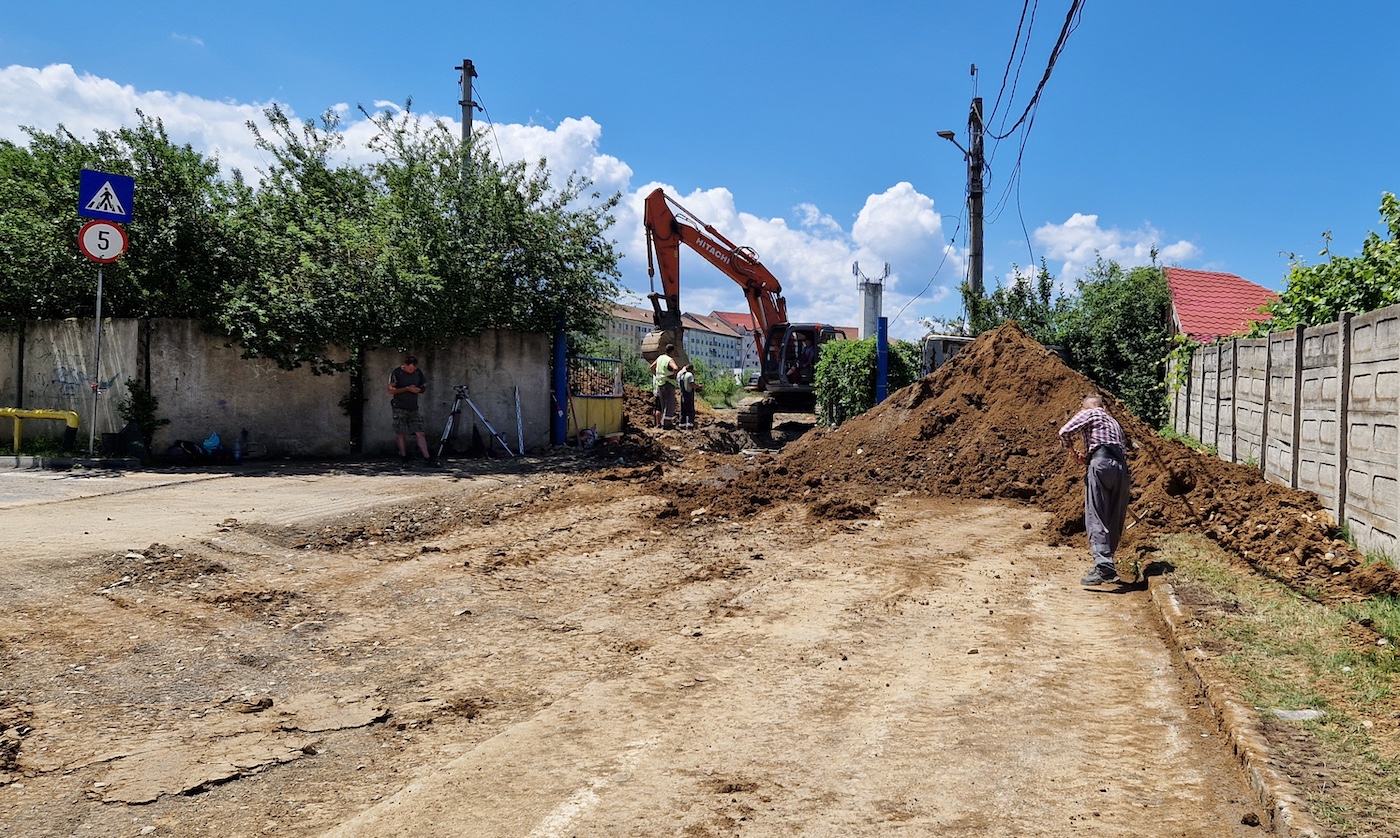 Au început lucrările la noul drum peste fosta bază Tursib. „Vrem să terminăm înaintea termenului contractual”