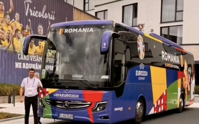 Unul din șoferii autocarului României la EURO 2024 e sibian. ”Chiar sunt o familie, fără exagerare. E o generație de suflet, eu așa îi văd”