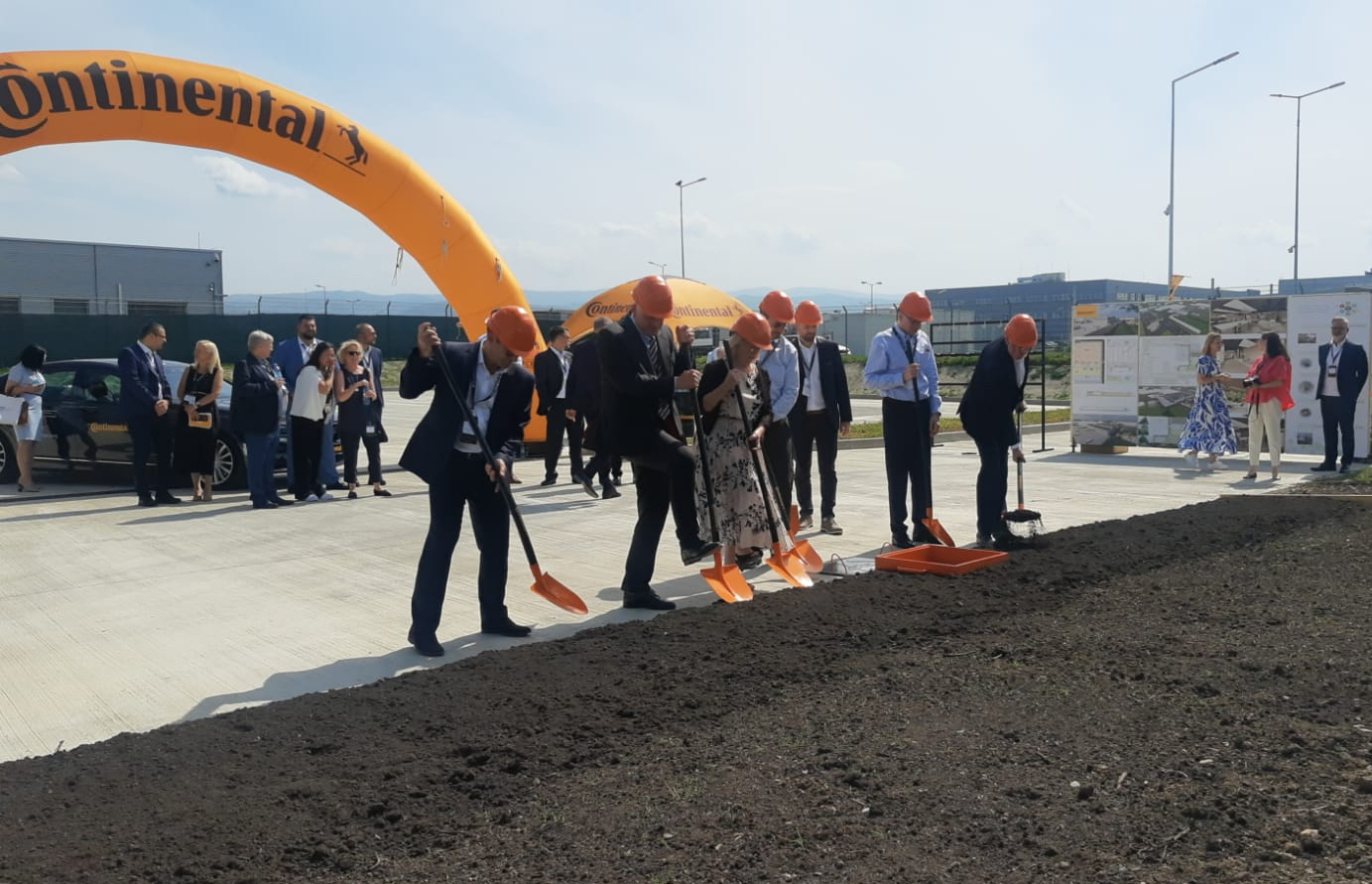Continental Sibiu anunță o investiție de 45 mil. de euro într-un nou modul de producție. Va angaja 500 de oameni în următorii ani