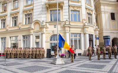 Ziua Drapelului va fi sărbătorită miercuri, în Piața Mare din Sibiu
