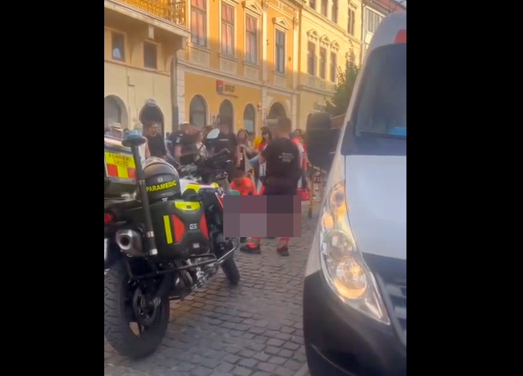 Un artist de la FITS a fost resuscitat de salvatori în centrul Sibiului. Se afla în stop cardio - respirator