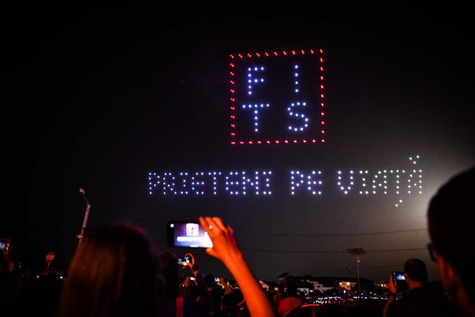 Ultima zi de FITS: gală de închidere a festivalului în Muzeul Astra, drone în Piața Teatrului