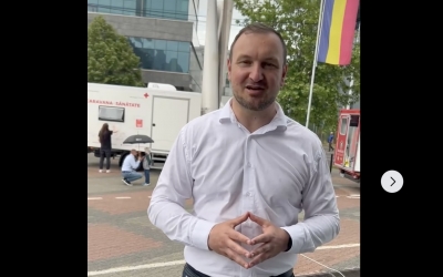 Marinescu l-a reclamat pe Bibu la Biroul Electoral Sibiu și a câștigat. Liberalul trebuie să șteargă un videoclip. ”Când voi primi decizia, desigur că voi respecta legea”