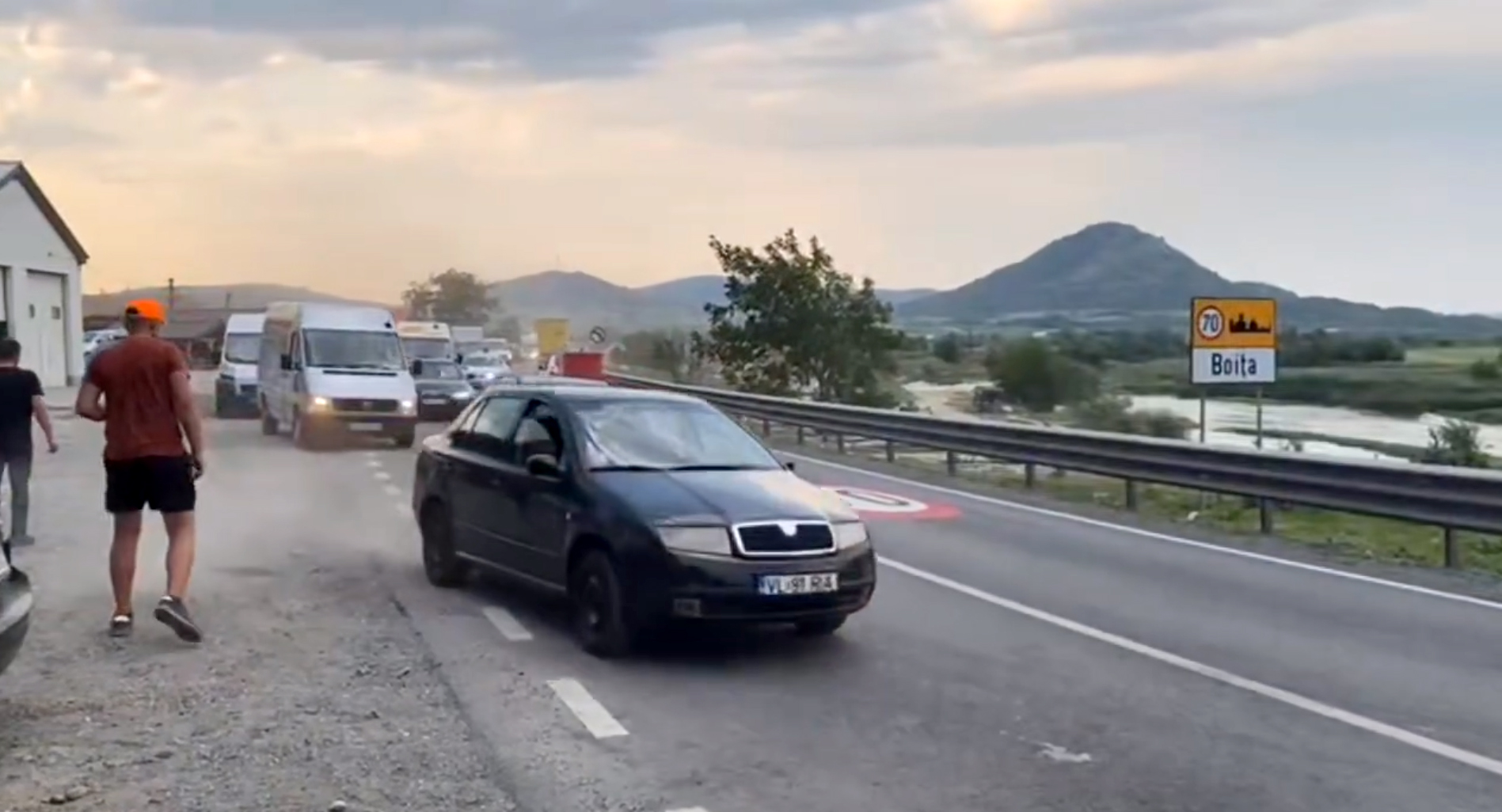 Valea Oltului: echipe de siguranță noaptea, când e deschis traficul. „Vor decide rapid închiderea totală a circulației dacă apar situații periculoase”