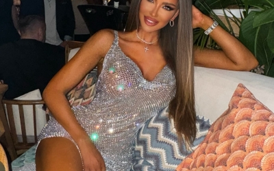 Bianca Drăguşanu, dusă de poliţişti la audieri într-un dosar de evaziune fiscală cu haine de lux